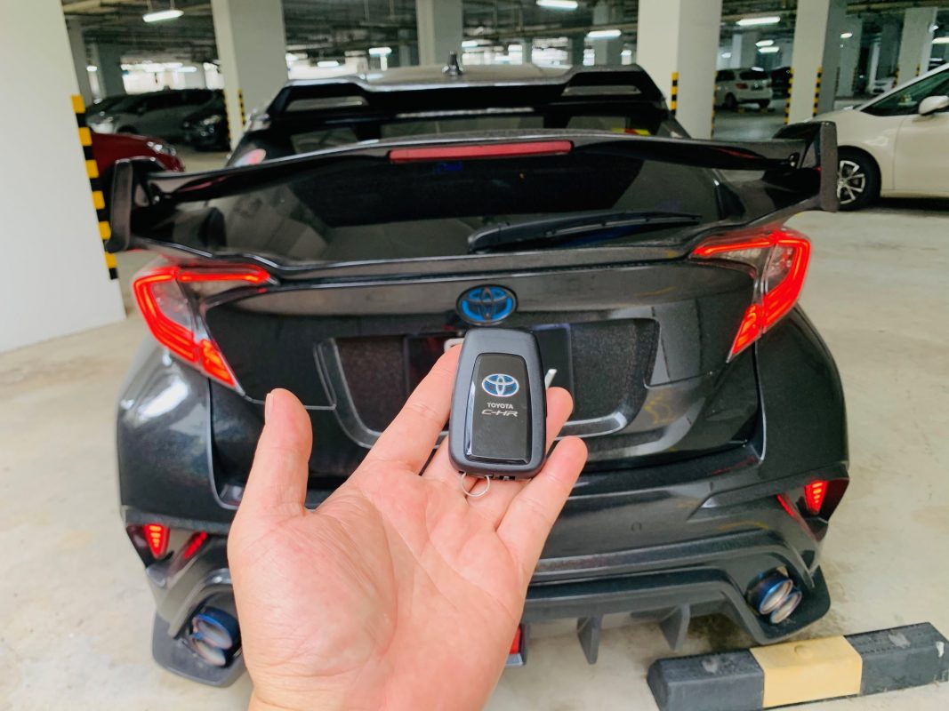 toyota chr key